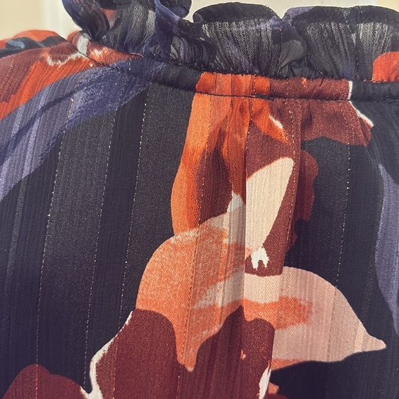 Haver London black/orange floral design pullover Blouse.  Size L - Picture 5 of 10